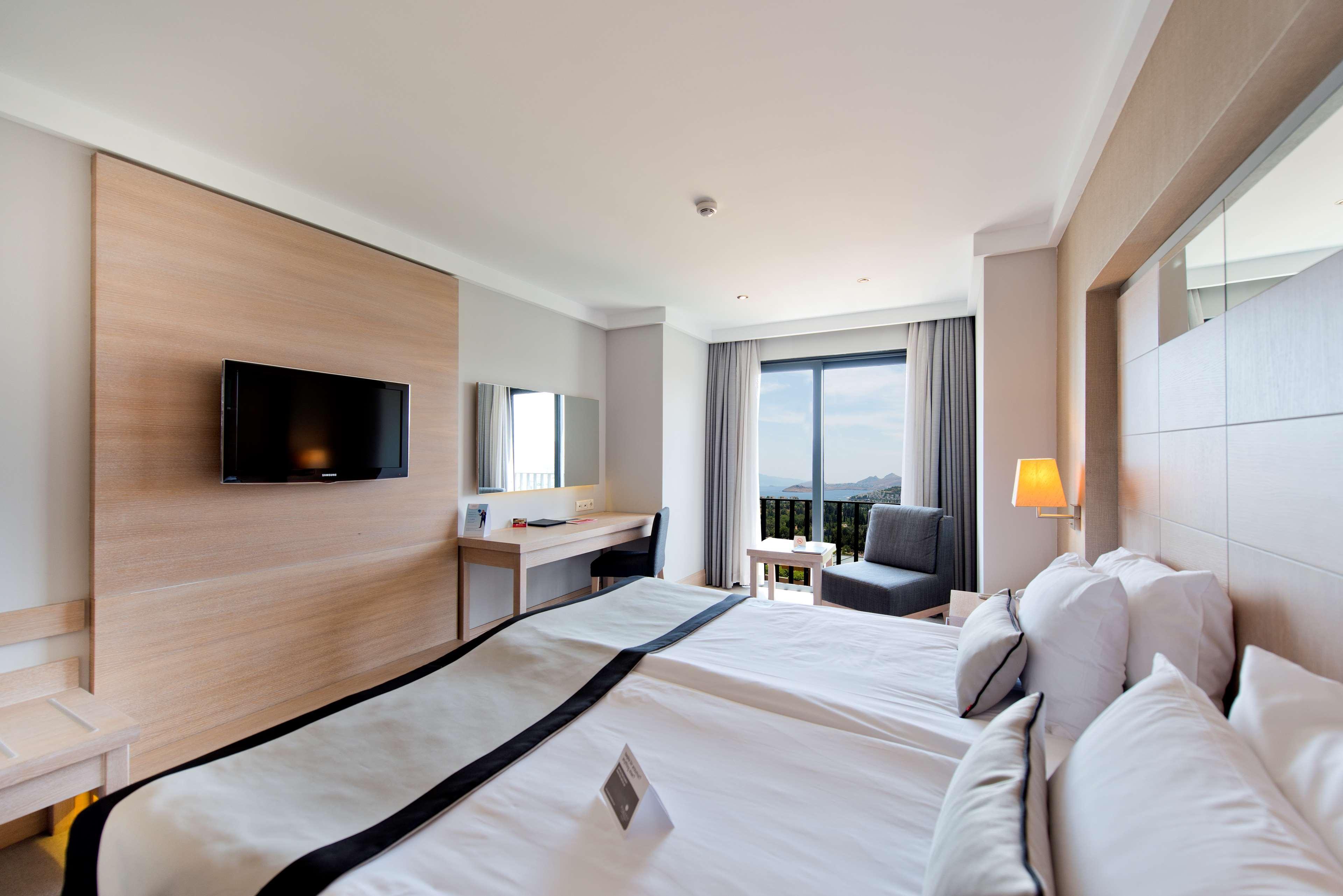 Ramada Resort By Wyndham Bodrum Bitez Exterior photo
